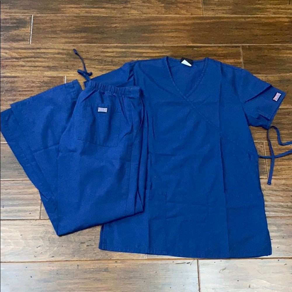 Cherokee Workwear Scrubs